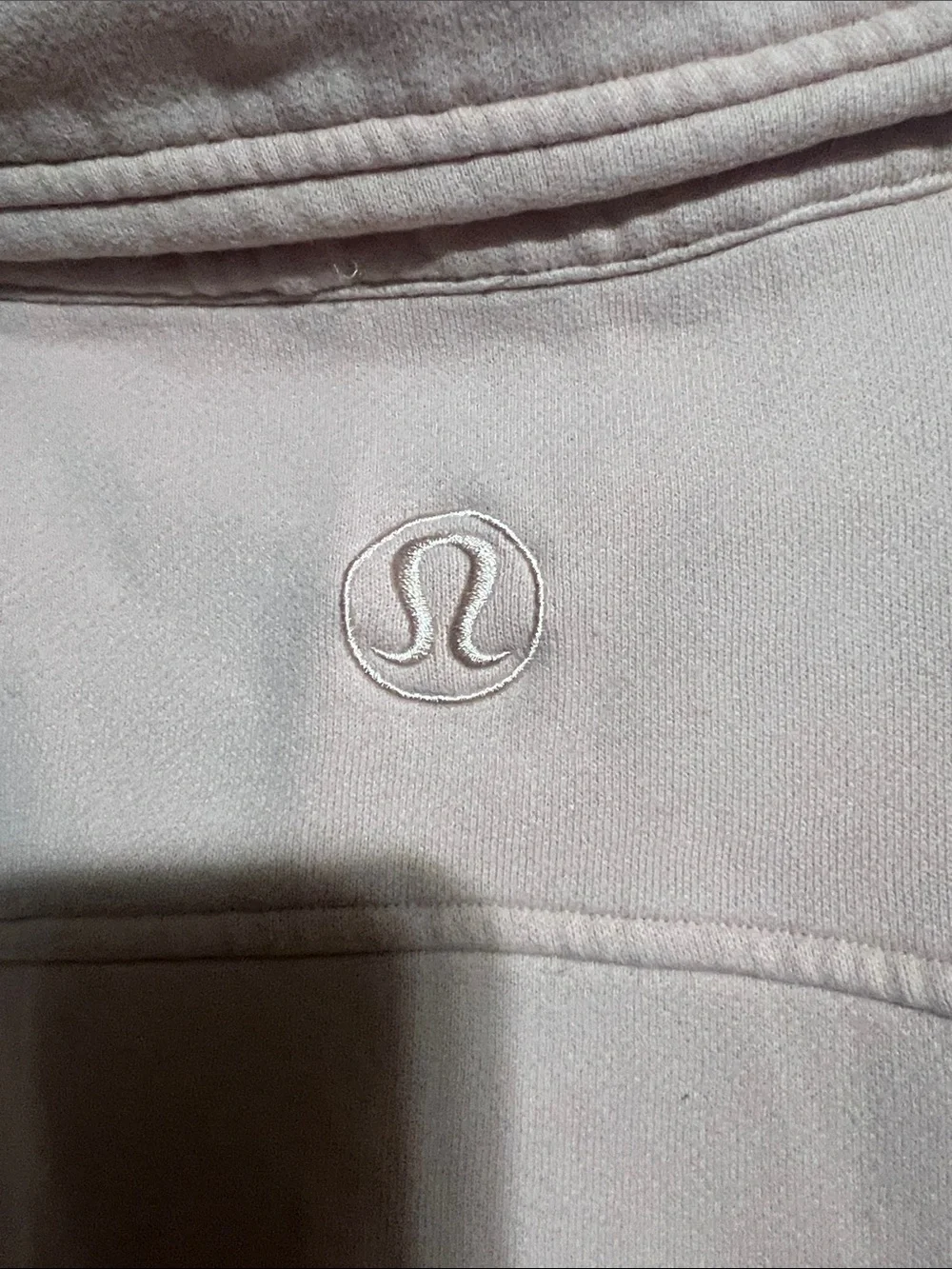lululemon athletica lullulemon sweatshirt